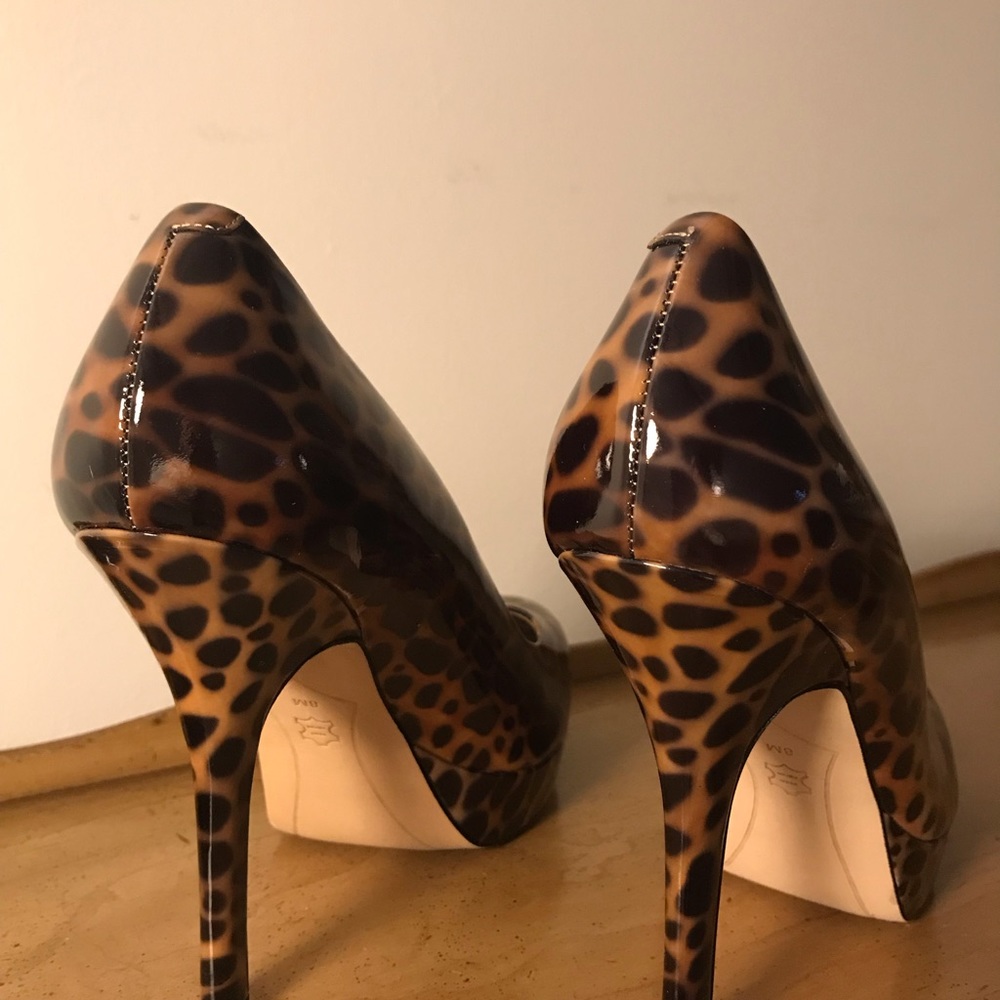 Heels - Picture 3 of 7